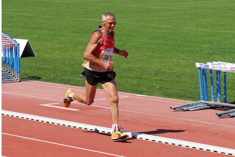 Willi Klaus beim abschließenden 1500 m Lauf